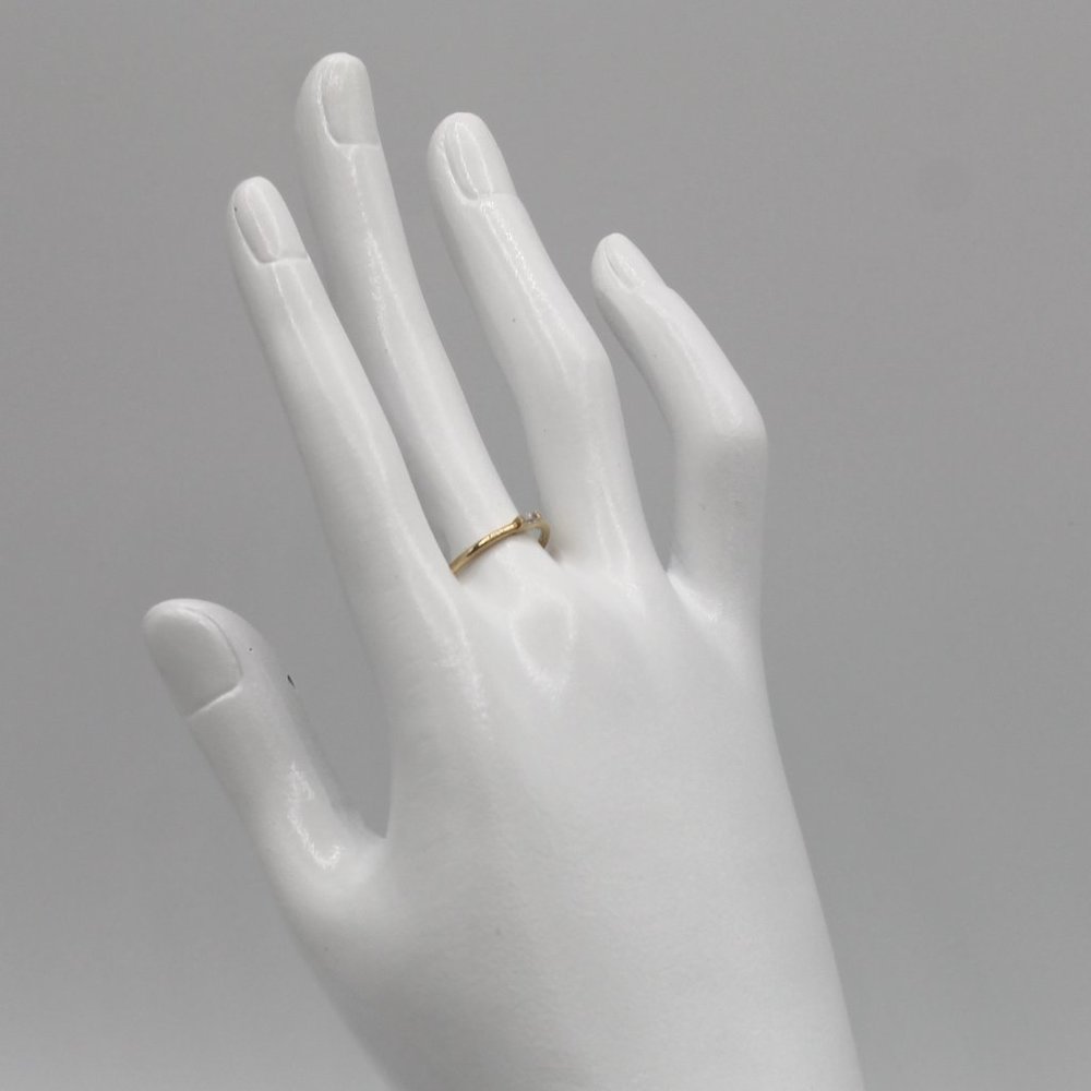 Thin 14kt yellow gold ring band sz 6.5 moissanite - Picture 6 of 7